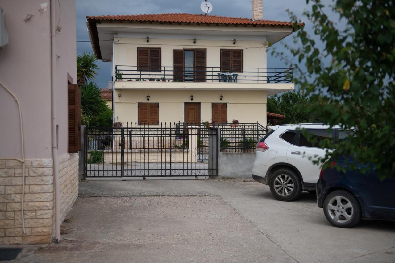 Ferienwohnung Agrikia Tis Vasilikis Ormília Exterior foto